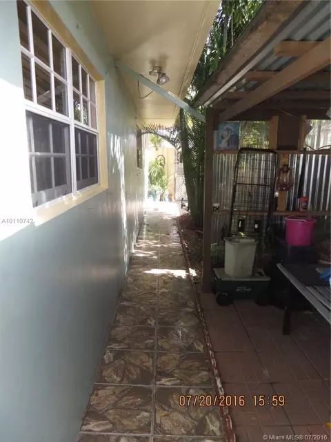 474 E 13th St, Hialeah, FL 33010 photo 7