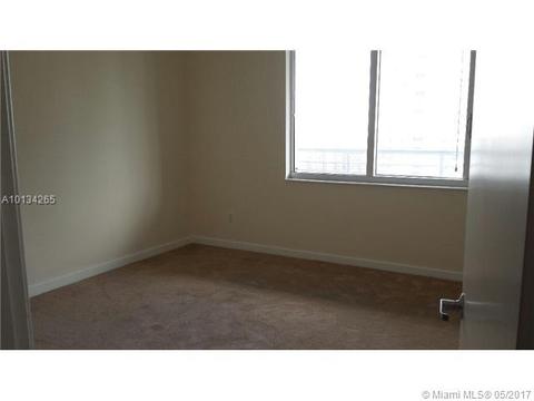 Undisclosed, Miami, FL 33131 photo 6
