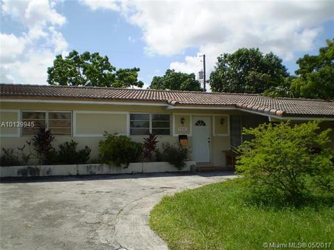 5470 W 7th Ave, Hialeah, FL 33012 photo 2