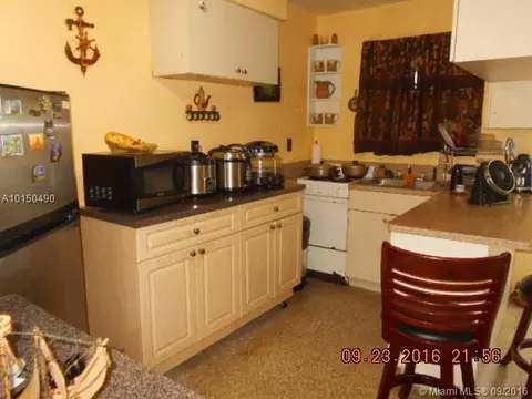 75 W 12th St, Hialeah, FL 33010 photo 17