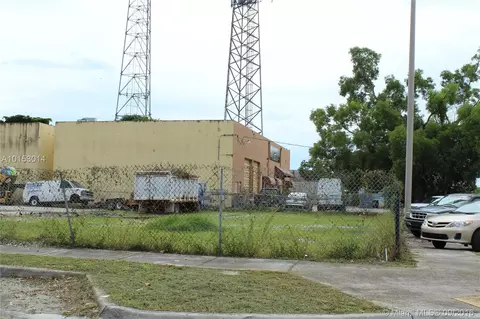 2696 W 3rd Ave, Hialeah, FL 33010 photo 3