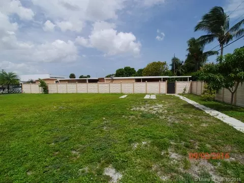 710 E 49th St, Hialeah, FL 33013 photo 1