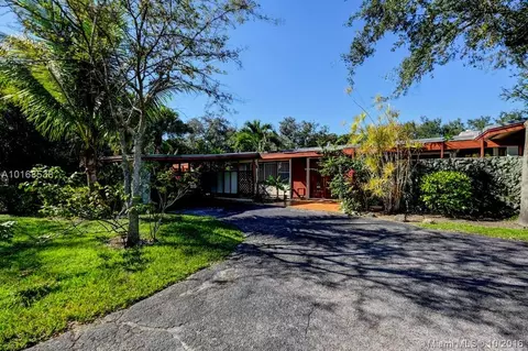7915 SW 128th St, Miami, FL 33156 photo 1