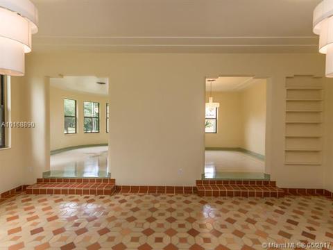 301 Deer Run, Miami Springs, FL 33166 photo 6