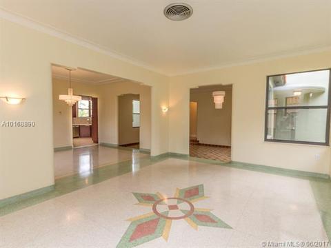 301 Deer Run, Miami Springs, FL 33166 photo 10