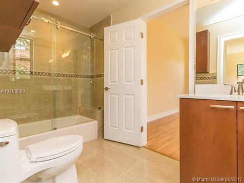 301 Deer Run, Miami Springs, FL 33166 photo 23