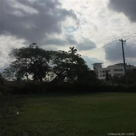 502 E 27th St, Hialeah, FL 33013 photo 5