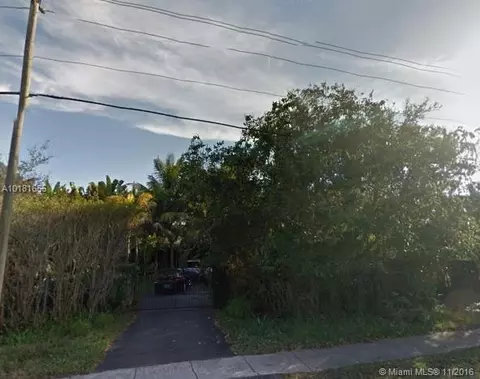 6830 SW 104 St, Coral Gables, FL 33156 photo 2