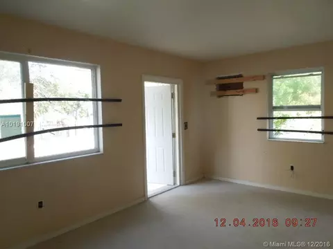 6331 NE 4th Ct, Miami, FL 33138 photo 5