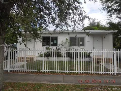 6331 NE 4th Ct, Miami, FL 33138 photo 1