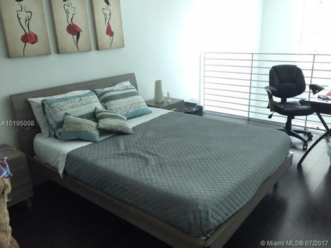60 SW 13th St #1816, Miami, FL 33130 photo 2