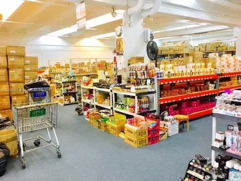 2401 NW 5th Ave, Miami, FL 33127 photo 6