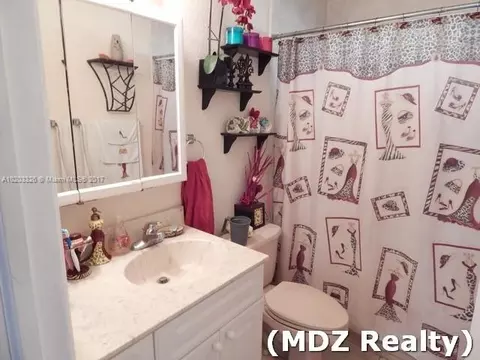 410 E 40th St, Hialeah, FL 33013 photo 8