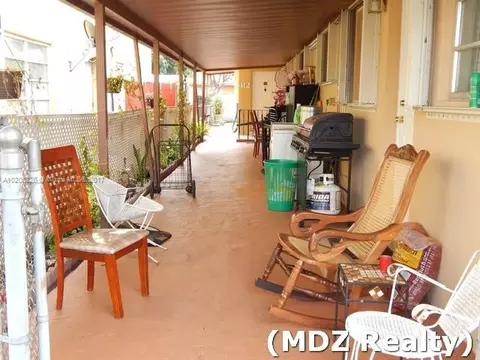 410 E 40th St, Hialeah, FL 33013 photo 12
