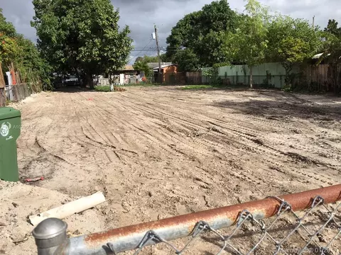 741 E 41, Hialeah, FL 33013 photo 2