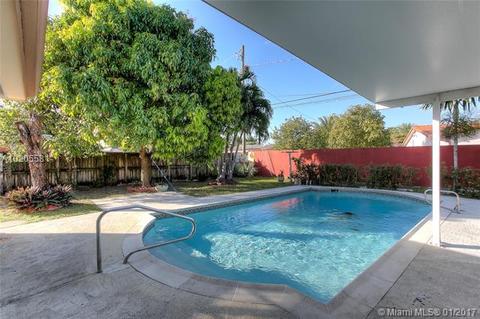 1229 W 76th St, Hialeah, FL 33014 photo 6