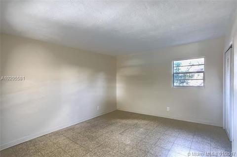 1229 W 76th St, Hialeah, FL 33014 photo 14