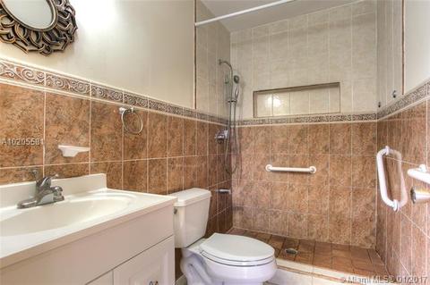 1229 W 76th St, Hialeah, FL 33014 photo 7