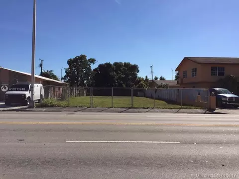 464 E 21st St, Hialeah, FL 33013 photo 1