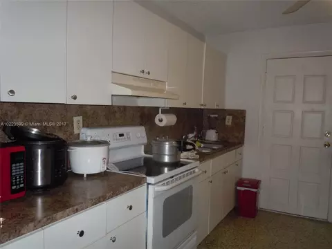 196 E 8th St, Hialeah, FL 33010 photo 20