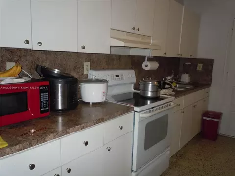 196 E 8th St, Hialeah, FL 33010 photo 19