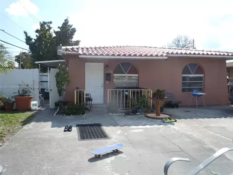 196 E 8th St, Hialeah, FL 33010 photo 13