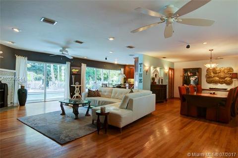 6820 SW 129 Ter, Pinecrest, FL 33156 photo 4
