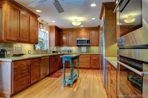 6820 SW 129 Ter, Pinecrest, FL 33156 photo 3