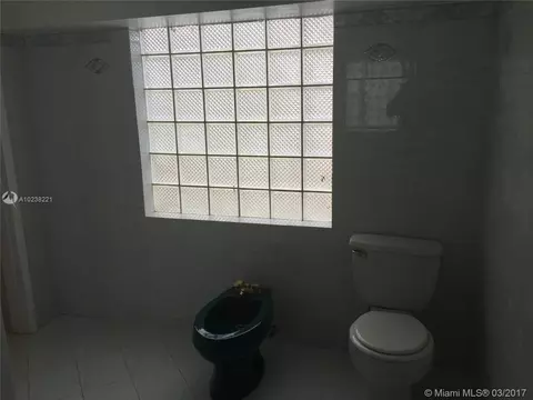 541 E 38th St, Hialeah, FL 33013 photo 27