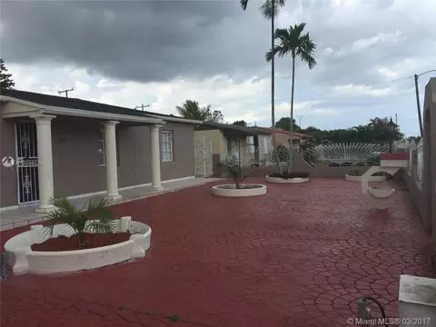 541 E 38th St, Hialeah, FL 33013 photo 3