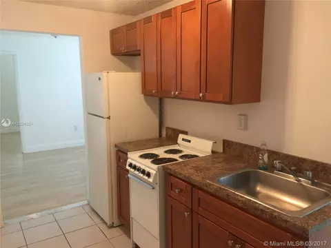 541 E 38th St, Hialeah, FL 33013 photo 25
