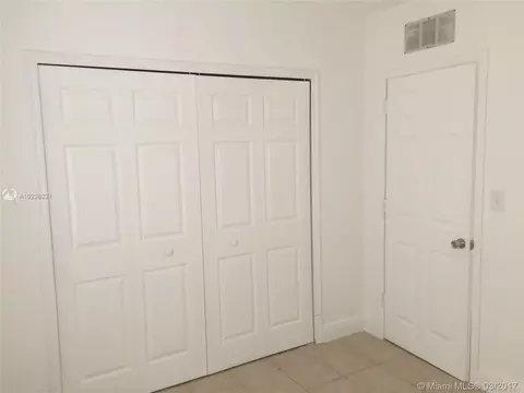 541 E 38th St, Hialeah, FL 33013 photo 14