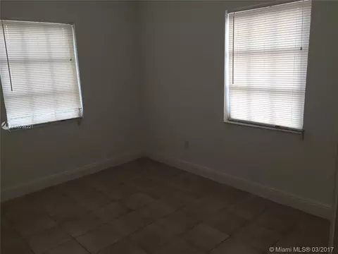 541 E 38th St, Hialeah, FL 33013 photo 11