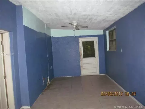 80 NE 68th Ter, Miami, FL 33138 photo 10