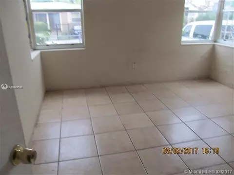 80 NE 68th Ter, Miami, FL 33138 photo 7