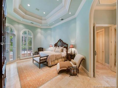 10801 SW 69th Ave, Miami, FL 33156 photo 4