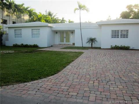 560 Warren Ln, Key Biscayne, FL 33149 photo 1