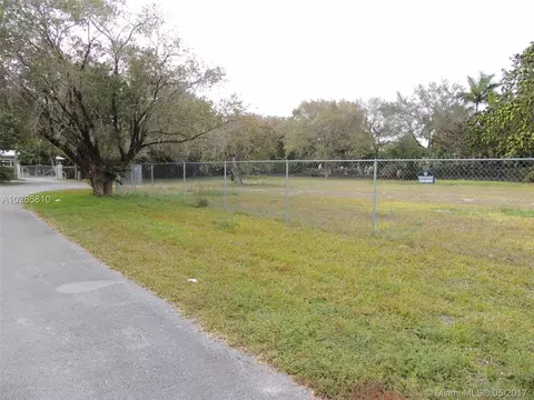 6775 SW 102 Ter, Pinecrest, FL 33156 photo 4