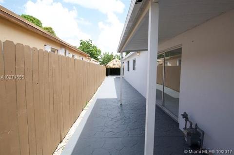 373 E 51st St, Hialeah, FL 33013 photo 20