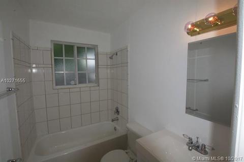 373 E 51st St, Hialeah, FL 33013 photo 14