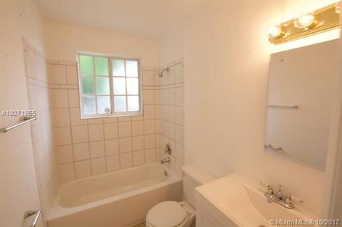 373 E 51st St, Hialeah, FL 33013 photo 12