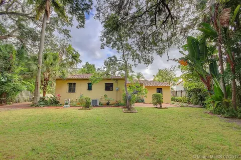 2215 Tequesta Ln, Miami, FL 33133 photo 6