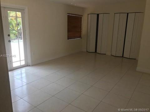 Undisclosed, Hialeah, FL 33015 photo 6