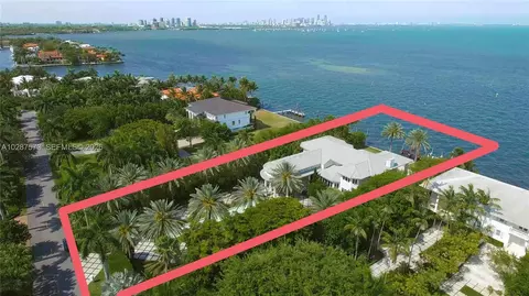 12 Tahiti Beach Island Rd, Coral Gables, FL 33143