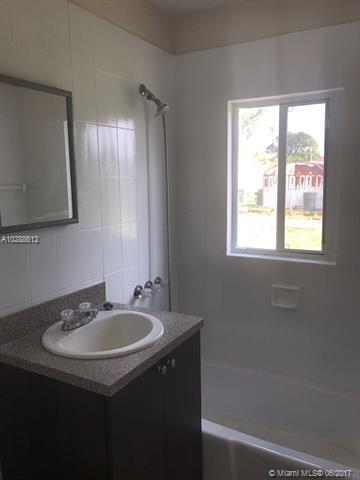 841 SE 2nd Pl, Hialeah, FL 33010 photo 4