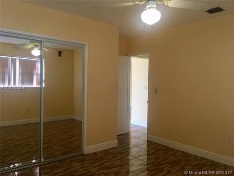 351 E 38 St, Hialeah, FL 33013 photo 4