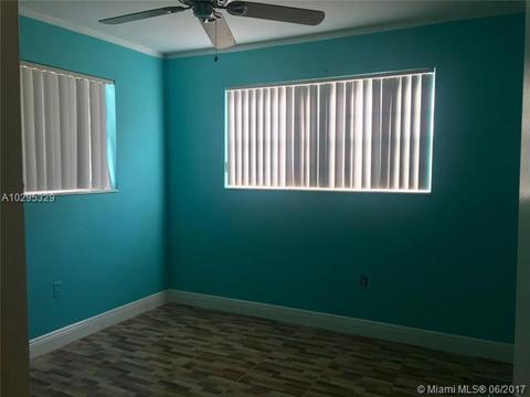 351 E 38 St, Hialeah, FL 33013 photo 5