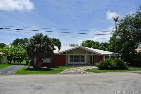 19701 E Saint Andrews Dr, Hialeah, FL 33015 photo 15