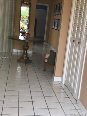 19701 E Saint Andrews Dr, Hialeah, FL 33015 photo 17