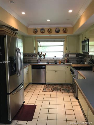 19701 E Saint Andrews Dr, Hialeah, FL 33015 photo 23